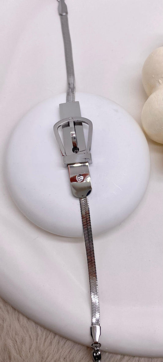 Kemer Choker Silver Renk Çelik Bileklik