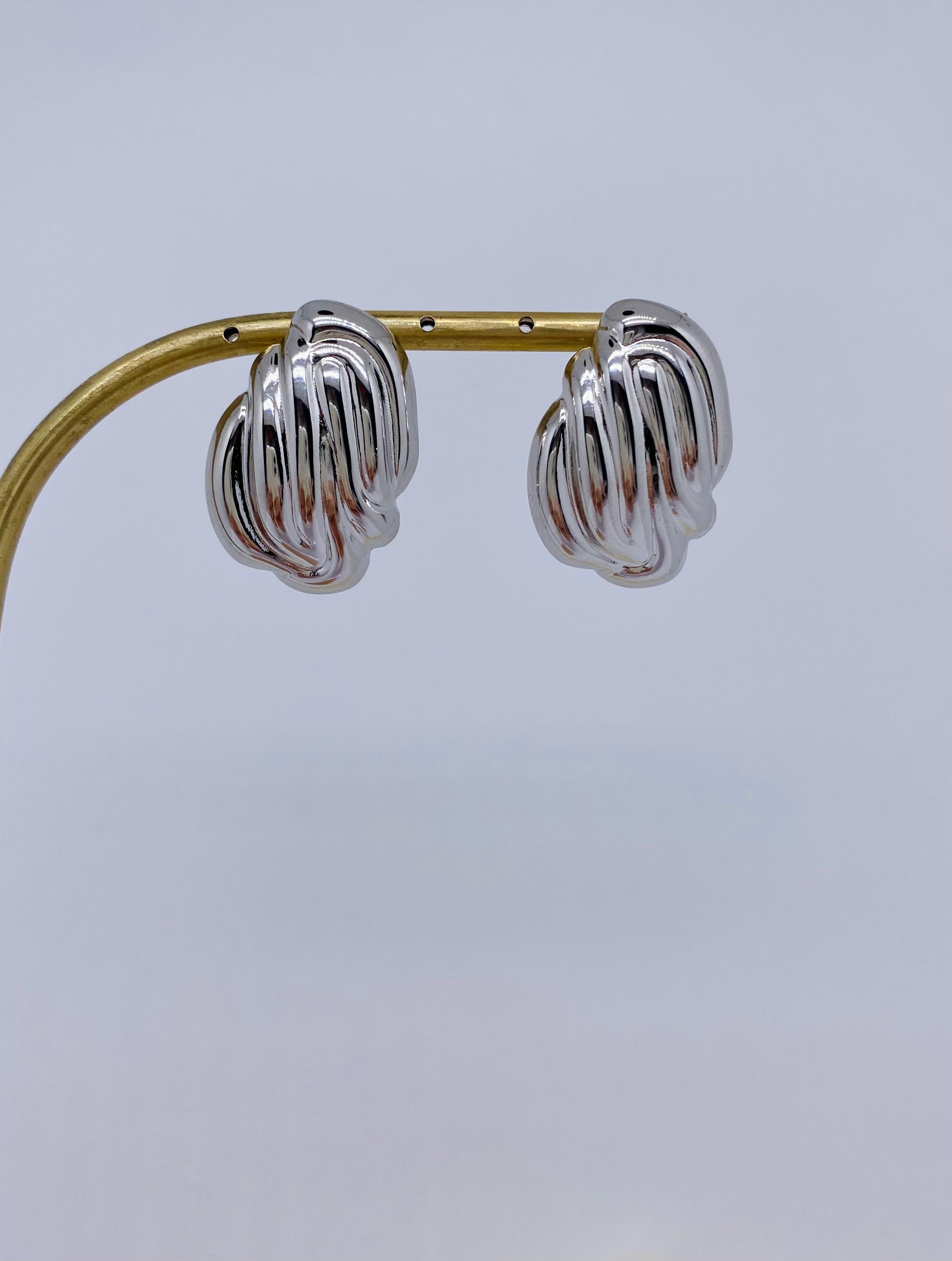 Vintage Model Silver Renk Çelik Küpe