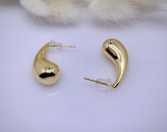 Damla Model Küçük Boy Gold Renk Çelik Küpe