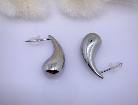 Damla Model Küçük Boy Silver Renk Çelik Küpe